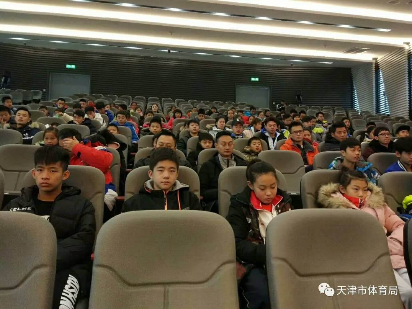 黑白体育赛事资讯平台
