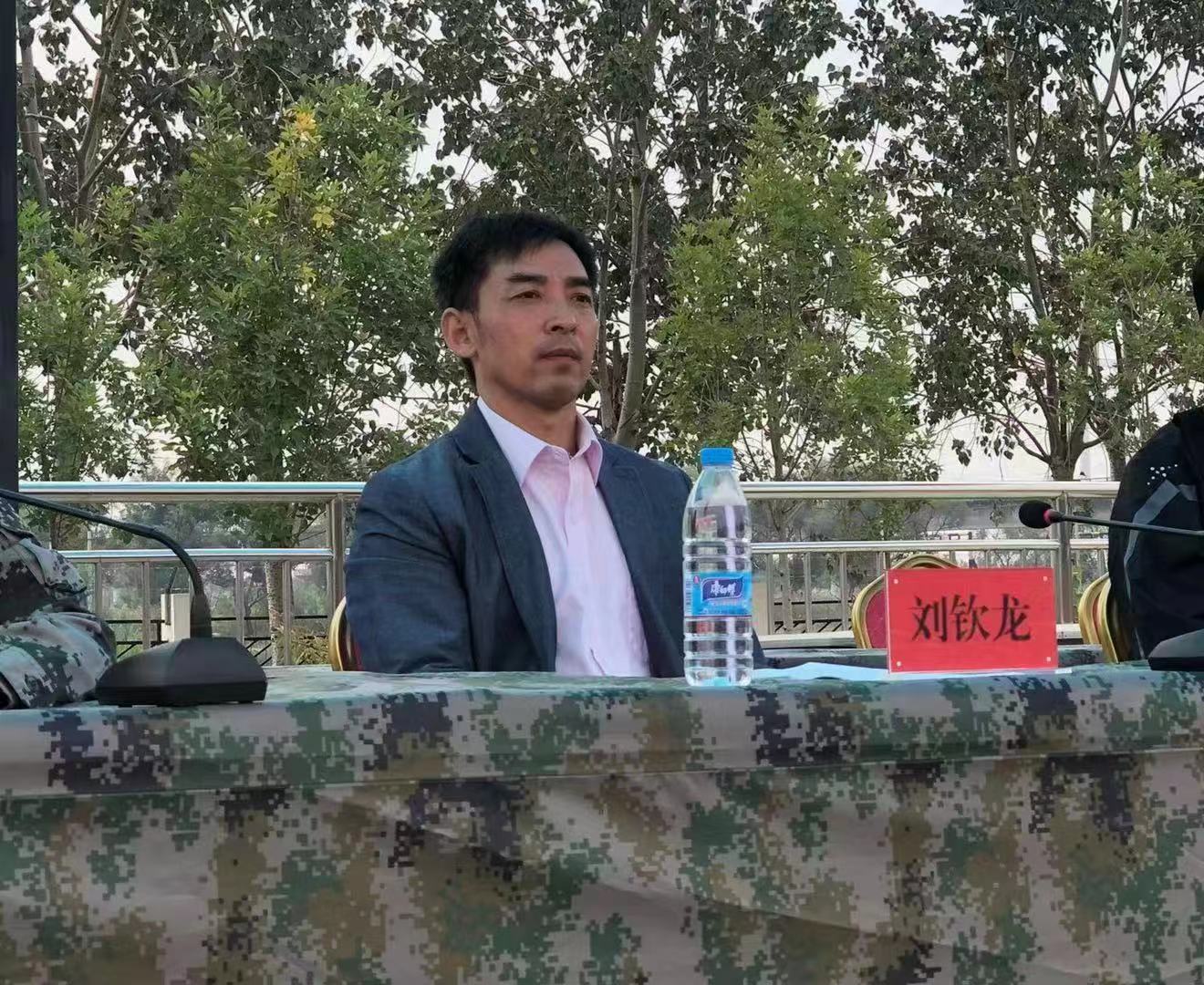 黑白体育手机版