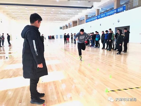 黑白体育欧冠直播