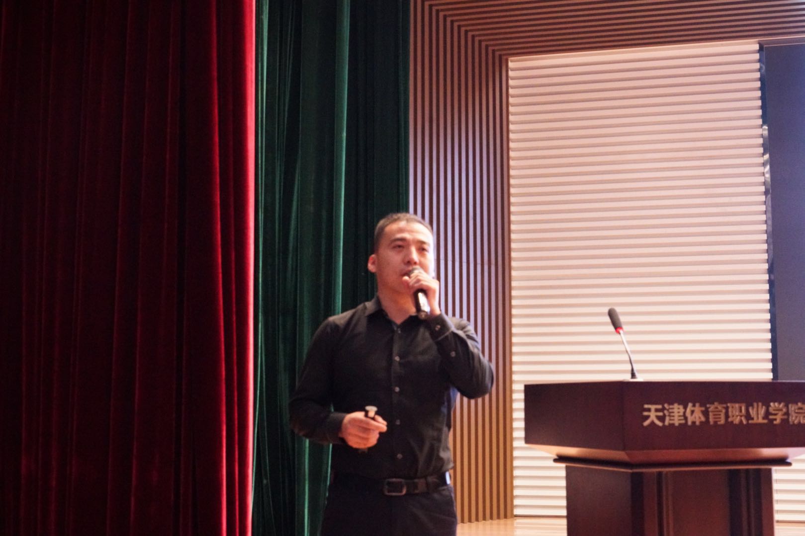 黑白体育官方线路