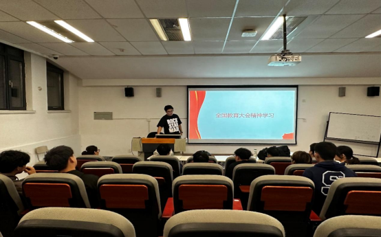 黑白体育欧冠直播