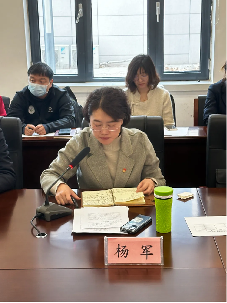 黑白体育手机版