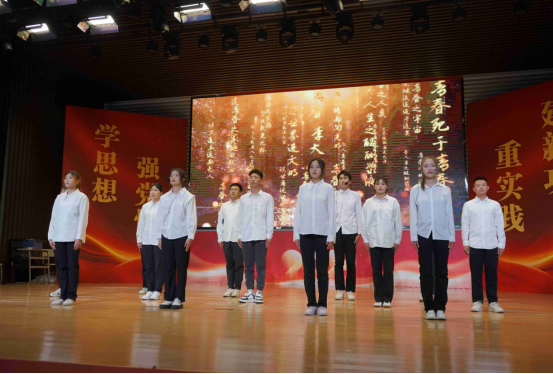 黑白体育APP下载