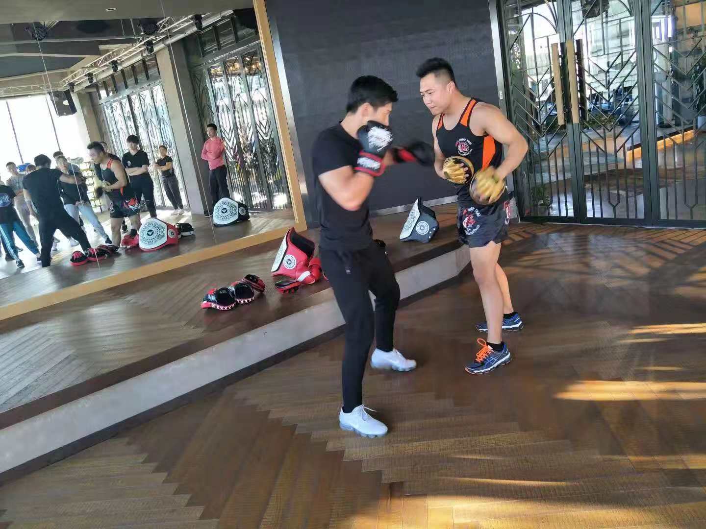 黑白体育APP下载