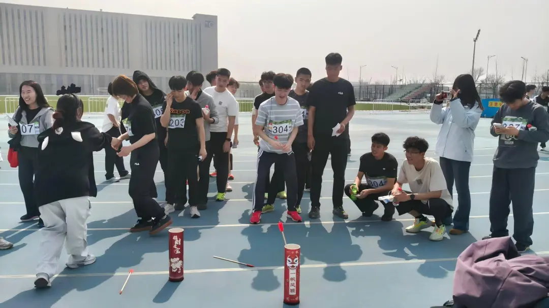 黑白体育手机版